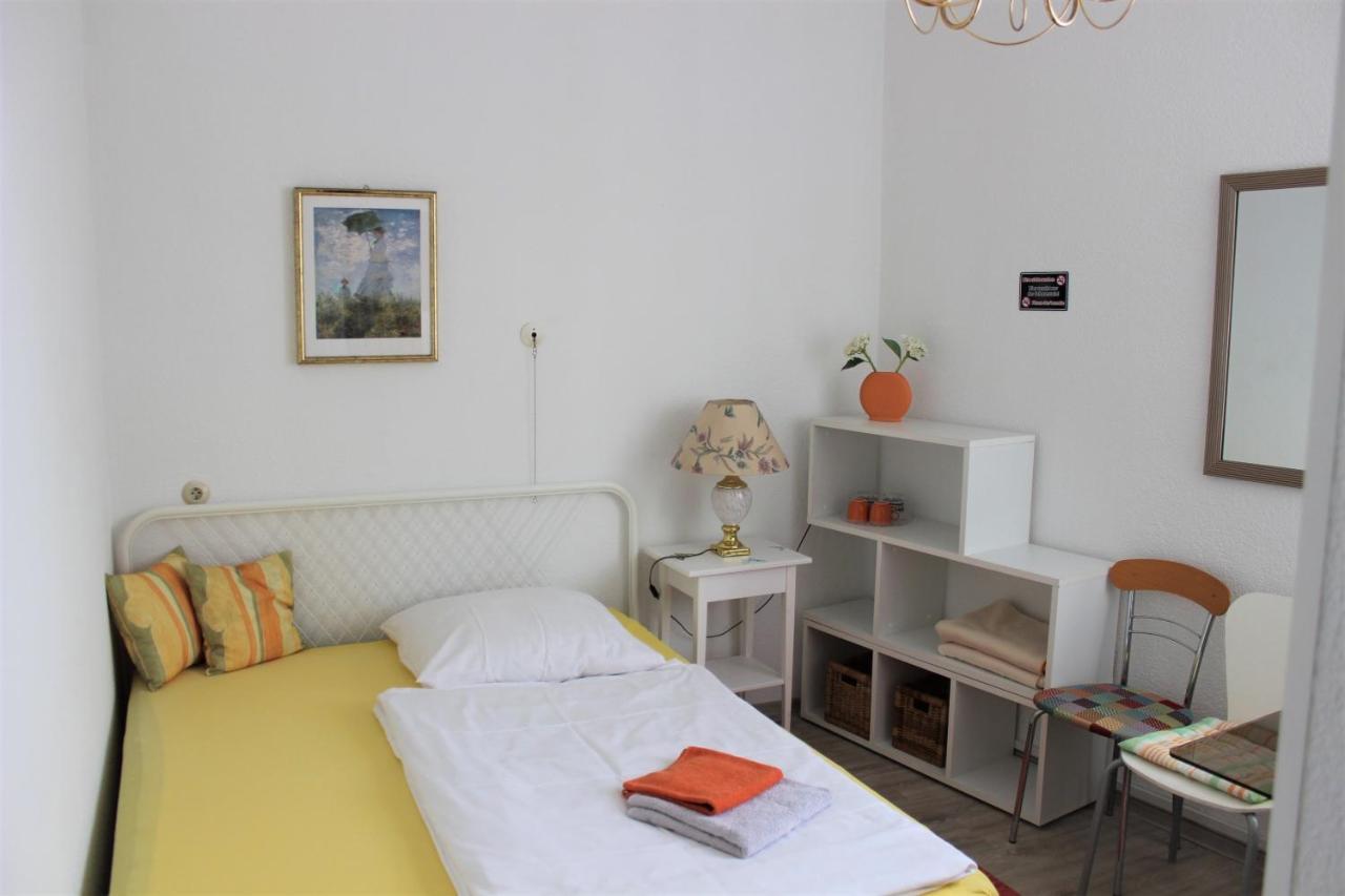 Hotel Zur Post Schwanheim Frankfurt am Main ภายนอก รูปภาพ