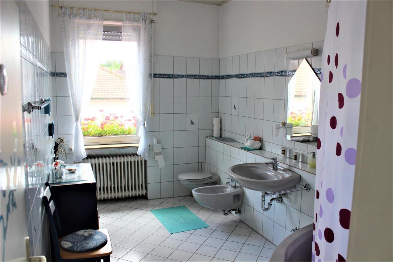 Hotel Zur Post Schwanheim Frankfurt am Main ภายนอก รูปภาพ